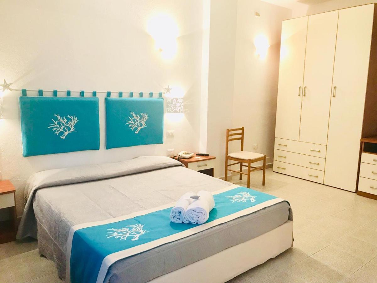 Hotel Sandalion Santa Teresa Gallura Eksteriør billede
